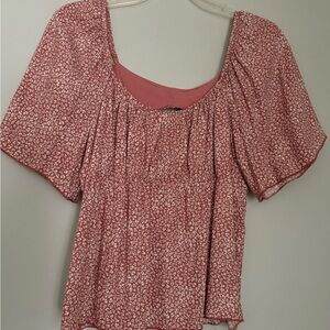Women's Pink Patterned Top